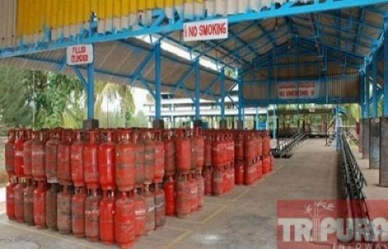 Fresh bottling of LPG cylinder begins at Bishalgarh bottling plant Fresh bottling of LPG cylinder begins at Bishalgarh bottling plant